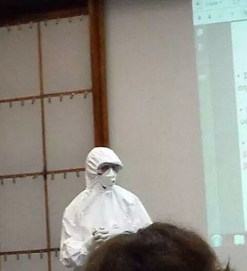 Ebola "astronaut" suit in Greek hospitals