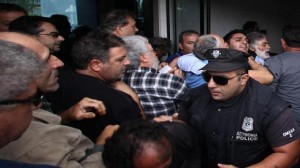 φωτογραφια απο αλλο ρεπορταζ προπηλακισμου