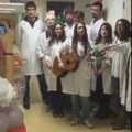 Κάλαντα. Φοιτητές ιατρικής. Παδιατρική πανεπιστημιακή κλινική της Πάτρας