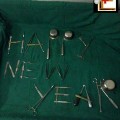 Καλή χρονιά happy new year με χειρουργικά εργαλεία. Εργαλειοδότης εργαλειοδότρια. Χειρουργείο. Χειρουργός. Ειδικευόμενοι