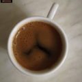 Τριγλώχινα αορτική βαλβίδα σχηματίζεται στο φλυτζάνι του καφέ